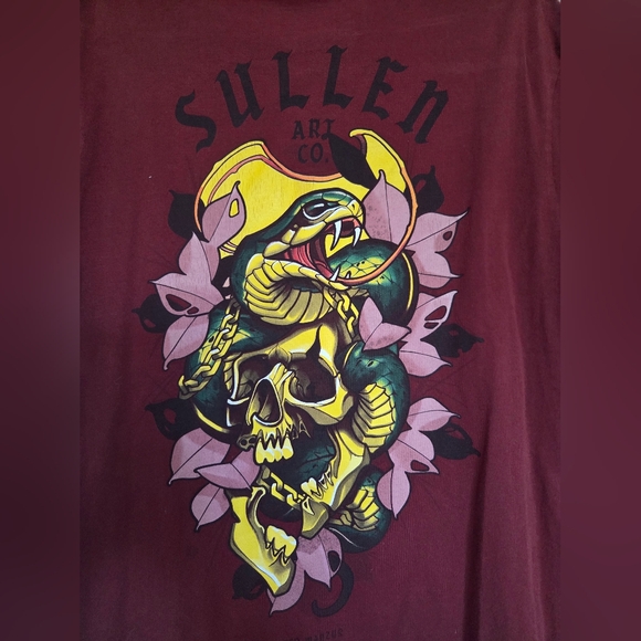 Men's Maroon Graphic T-Shirt - Picture 3 of 6